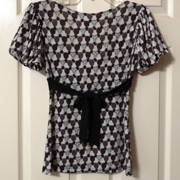 Candie's Womens Blouse White V-Neck with Purple and Black Dots Size Small - Picture 4 of 6